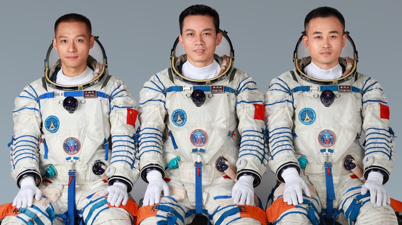 Chinas_Shenzhou-17_Crew_Prepares_for_Launch_Meets_the_Press_at_Jiuquan_poster - Khabar Asia China's Shenzhou-17 Crew Prepares for Launch, Meets the Press at Jiuquan video poster
