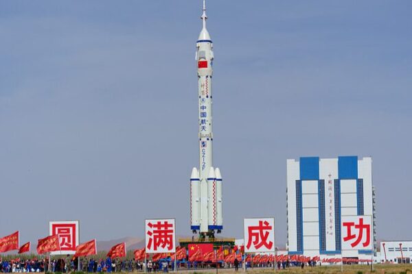 China's Shenzhou-18 Crew Briefs Media Ahead of Next Manned Space Mission video poster