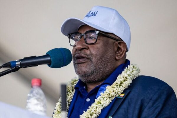 China’s Special Envoy Attends Comoros President Azali’s Inauguration China's Special Envoy Attends Comoros President Azali's Inauguration