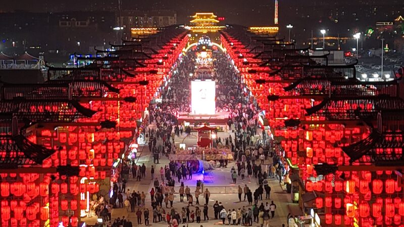 Chinas_Spring_Festival_Sees_Record_Travel_and_Box_Office_Numbers - Khabar Asia China's Spring Festival Sees Record Travel and Box Office Numbers