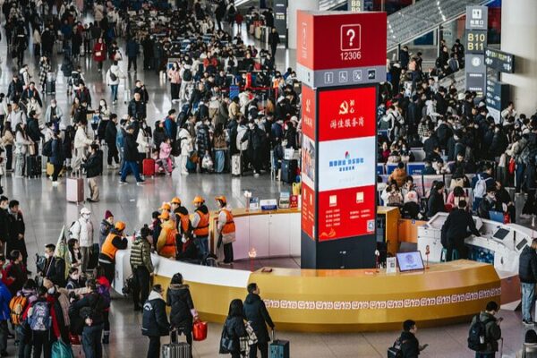 Chinas_Spring_Festival_Travel_Soars_by_23_as_Families_Reunite - Khabar Asia China's Spring Festival Travel Soars by 23% as Families Reunite
