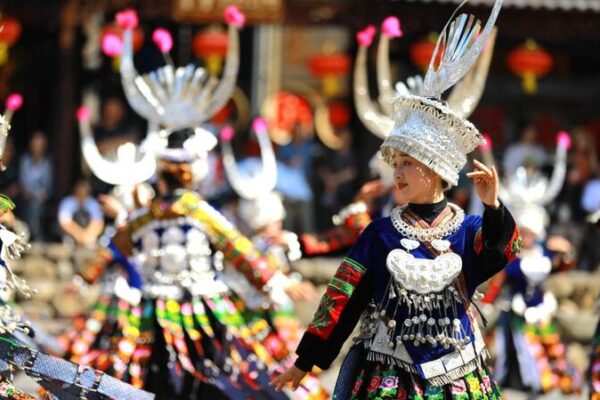 Chinas_Super_Golden_Week_A_Celebration_of_Culture_and_Economic_Resilience - Khabar Asia China's 'Super Golden Week': A Celebration of Culture and Economic Resilience