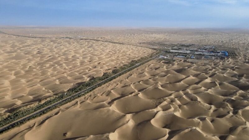 Chinas_Tarim_Desert_Highway_Generates_Over_5_Million_kWh_of_Green_Energy_poster - Khabar Asia China's Tarim Desert Highway Generates Over 5 Million kWh of Green Energy video poster