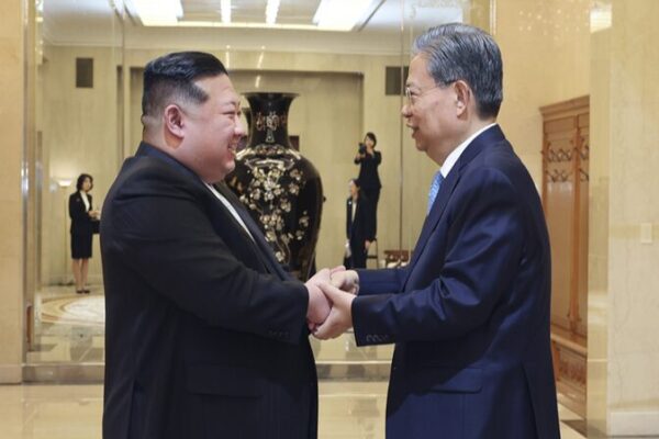 China’s Top Legislator Zhao Leji Meets DPRK Leader Kim Jong Un in Pyongyang China's Top Legislator Zhao Leji Meets DPRK Leader Kim Jong Un in Pyongyang