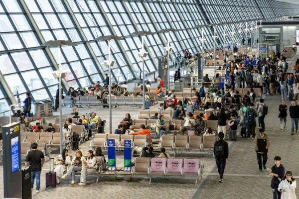 China’s Visa-Free Policy Spurs Surge in French Visitors and Strengthens Bilateral Ties China's Visa-Free Policy Spurs Surge in French Visitors and Strengthens Bilateral Ties