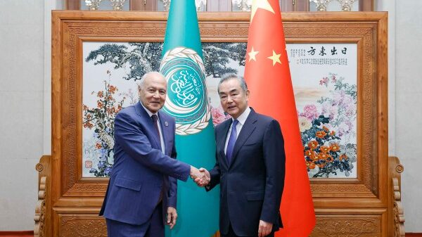 China’s Wang Yi and Arab League’s Aboul-Gheit Vow to Strengthen Ties, Address Palestine Issue China's Wang Yi and Arab League's Aboul-Gheit Vow to Strengthen Ties, Address Palestine Issue