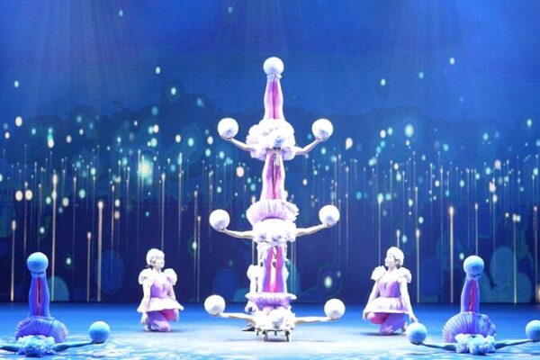 Chinese Acrobats Dazzle Abu Dhabi Ahead of Mid-Autumn Festival Chinese_Acrobats_Dazzle_Abu_Dhabi_Ahead_of_Mid_Autumn_Festival video poster