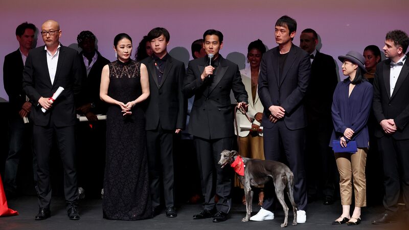 Chinese_Arts_Shine_Internationally_Black_Dog_Wins_at_Cannes_Zhang_Ziyi_Returns - Khabar Asia Chinese Arts Shine Internationally: 'Black Dog' Wins at Cannes, Zhang Ziyi Returns