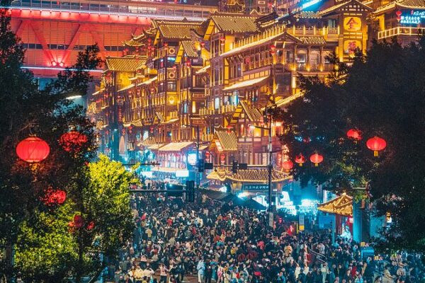 Chinese Consumers Ignite Record Spending During Spring Festival Chinese Consumers Ignite Record Spending During Spring Festival