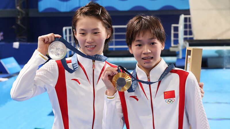 Chinese_Diver_Quan_Hongchan_Makes_History_at_2024_Paris_Olympics - Khabar Asia Chinese_Diver_Quan_Hongchan_Makes_History_at_2024_Paris_Olympics