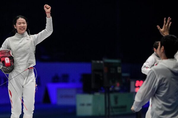 Chinese Fencer Chen Qingyuan Sets Sights on Olympic Gold at Paris 2024 Chinese Fencer Chen Qingyuan Sets Sights on Olympic Gold at Paris 2024
