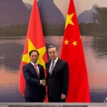 Chinese Foreign Minister Wang Yi Meets Vietnamese Counterpart in Guangxi