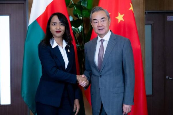 Chinese_Foreign_Minister_Wang_Yi_Meets_with_Gabonese__Malagasy_Counterparts_and_Former_UN_Chief