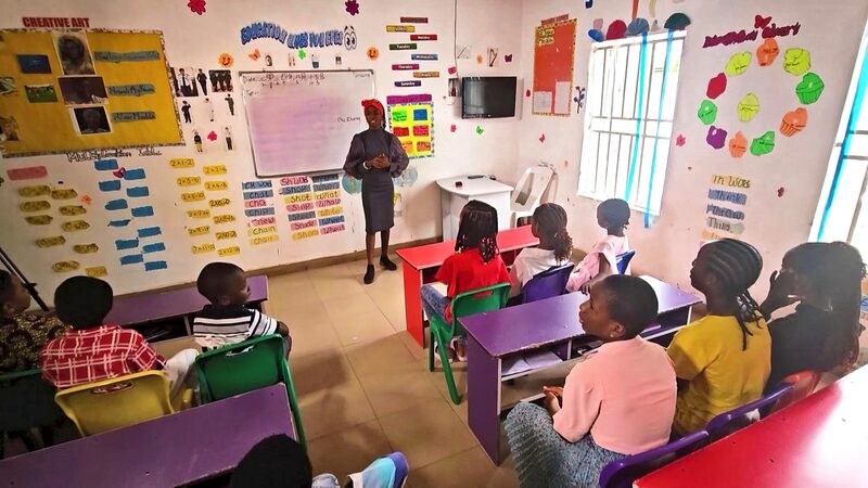 Chinese_Language_Lessons_in_High_Demand_Among_Nigerian_Youth_poster - Khabar Asia Chinese_Language_Lessons_in_High_Demand_Among_Nigerian_Youth video poster