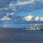 Chinese_Navy_Rescues_Fisherman_near_Huangyan_Dao_after_Sudden_Illness