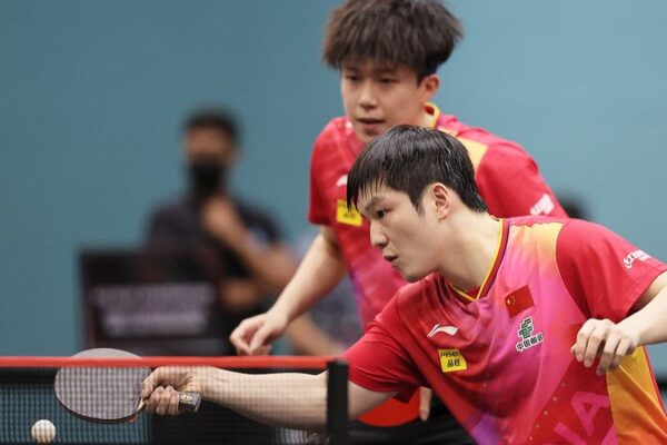 Chinese Paddlers Bounce Back at WTT Singapore Smash Chinese Paddlers Bounce Back at WTT Singapore Smash