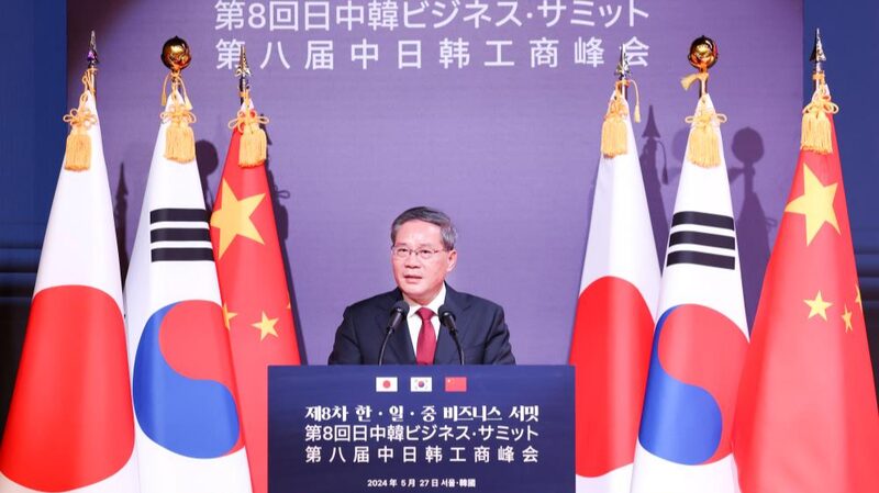Chinese Premier Calls for China, Japan, and ROK to Unite Against External Disruption