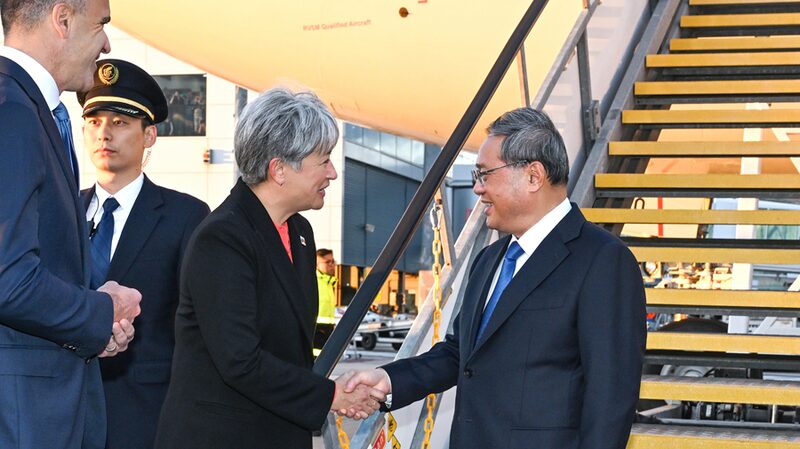 Chinese_Premier_Li_Qiang_Arrives_in_Australia_to_Strengthen_Strategic_Partnership - Khabar Asia Chinese Premier Li Qiang Arrives in Australia to Strengthen Strategic Partnership