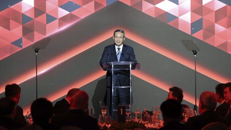 Chinese_Premier_Li_Qiang_Calls_for_Enhanced_Cooperation_with_New_Zealand_at_Auckland_Gala - Khabar Asia Chinese Premier Li Qiang Calls for Enhanced Cooperation with New Zealand at Auckland Gala