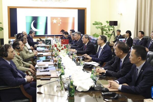 Chinese_Premier_Li_Qiang_Strengthens_Ties_with_Pakistani_Military_Leaders_in_Islamabad