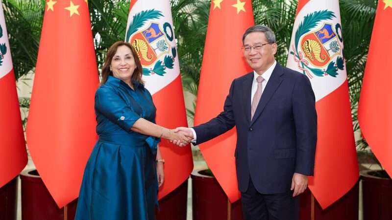 Chinese Premier Li Qiang and Peruvian President Boluarte Commit to Enhanced Cooperation