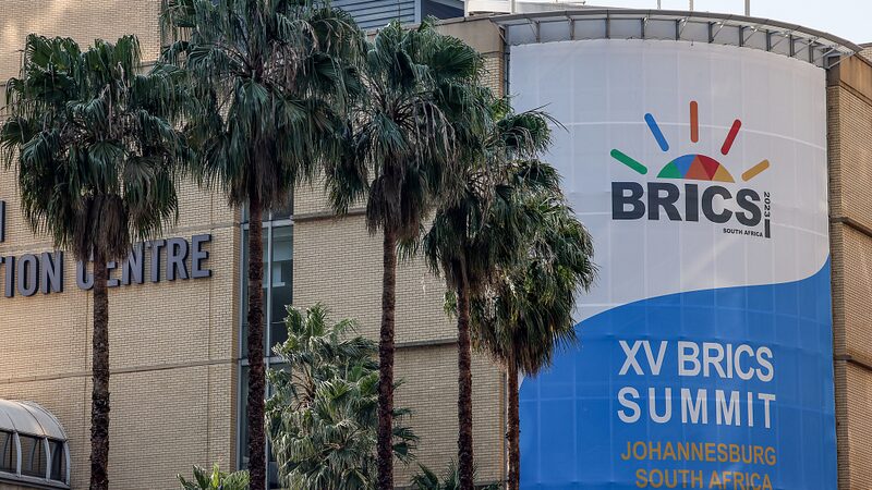 Chinese_President_Xi_Jinping_Arrives_in_South_Africa_for_BRICS_Summit_and_State_Visit_poster - Khabar Asia Chinese President Xi Jinping Arrives in South Africa for BRICS Summit and State Visit video poster