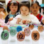 Chinese Schools Immerse Students in Traditional Customs for the Start of Summer