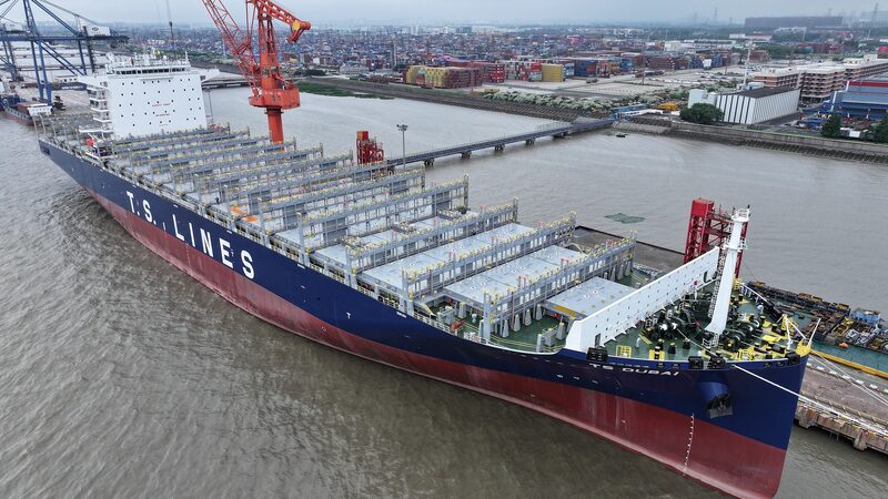 Chinese_Shipbuilder_Waigaoqiao_Achieves_Historic_100_Million_Tonne_Delivery_Milestone - Khabar Asia Chinese_Shipbuilder_Waigaoqiao_Achieves_Historic_100_Million_Tonne_Delivery_Milestone