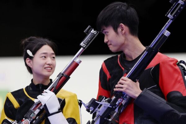 Chinese_Shooters_Claim_First_Gold_at_Paris_2024_in_10m_Air_Rifle_Mixed_Team_Event