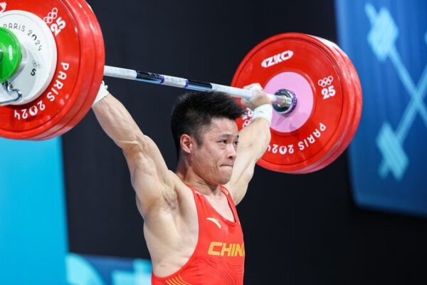 Chinese Weightlifters Set New Olympic Records at Paris 2024 Chinese_Weightlifters_Set_New_Olympic_Records_at_Paris_2024