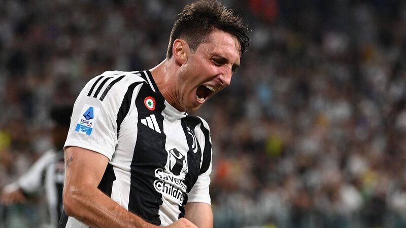 Coach_Thiago_Motta_Guides_Juventus_to_3_0_Victory_Over_Como_in_Serie_A_Opener - Khabar Asia Coach_Thiago_Motta_Guides_Juventus_to_3_0_Victory_Over_Como_in_Serie_A_Opener