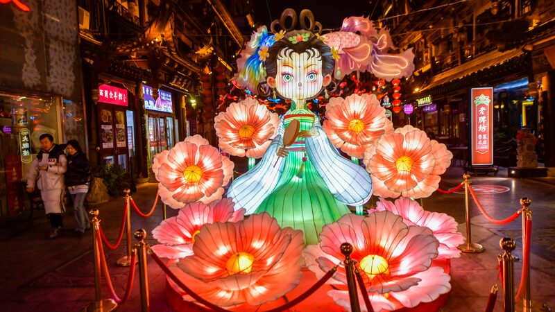 Colorful_Lanterns_Illuminate_Jinan_as_Xiaonian_Festivities_Begin - Khabar Asia Colorful_Lanterns_Illuminate_Jinan_as_Xiaonian_Festivities_Begin