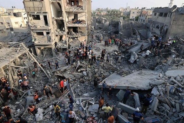 Conflict in Gaza Enters Day 32 with Death Toll Exceeding 11,000 video poster
