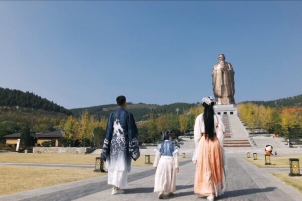 Confucianism_s_Global_Influence_Explored_at_Nishan_Forum_in_Qufu video poster