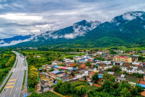 Creative Entrepreneurs Reinvigorate Shaanxi’s Rural Villages Creative Entrepreneurs Reinvigorate Shaanxi's Rural Villages