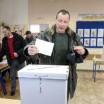 Croatia_s_Presidential_Election_Set_for_Runoff_as_Milanovic_Leads