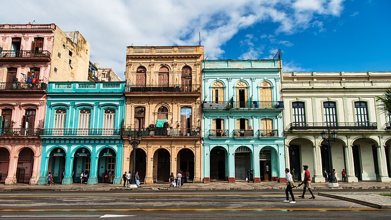 Cuban_President_Diaz_Canel_Meets_Senior_Chinese_Official_to_Strengthen_Bilateral_Ties - Khabar Asia Cuban_President_Diaz_Canel_Meets_Senior_Chinese_Official_to_Strengthen_Bilateral_Ties