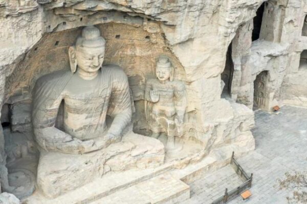Culture and New Media: The New Trends of China’s Tourism Market Culture_and_New_Media__The_New_Trends_of_China_s_Tourism_Market