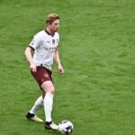 De Bruyne Brace Propels Man City Past Palace; Arsenal Back on Top