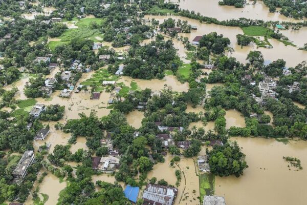 Deadly Floods Ravage Bangladesh: 18 Dead, Millions Impacted Deadly_Floods_Ravage_Bangladesh__18_Dead__Millions_Impacted