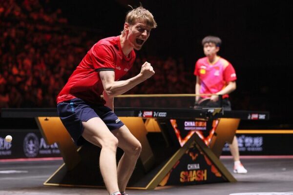Denmark’s Anders Lind Upsets Top-Seeded Wang Chuqin at WTT China Smash in Beijing Denmark_s_Anders_Lind_Upsets_Top_Seeded_Wang_Chuqin_at_WTT_China_Smash_in_Beijing video poster