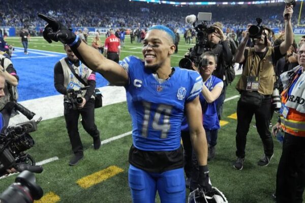 Detroit Lions Secure Record Deals with Amon-Ra St. Brown and Penei Sewell Detroit Lions Secure Record Deals with Amon-Ra St. Brown and Penei Sewell
