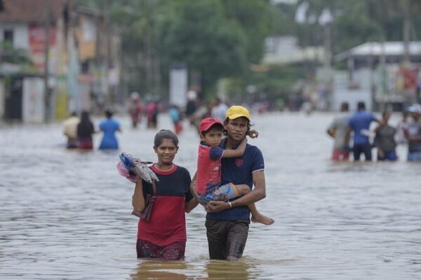 Devastating Floods and Mudslides in Sri Lanka Leave 10 Dead and 6 Missing Devastating Floods and Mudslides in Sri Lanka Leave 10 Dead and 6 Missing