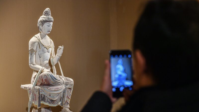 Digital_Dunhuang__Preserving_Ancient_Art_Through_3D_Restoration