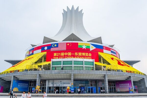 Digital and Green Economy Shine in China-ASEAN Cooperation Digital_and_Green_Economy_Shine_in_China_ASEAN_Cooperation