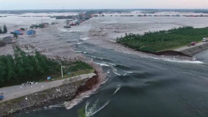 Dike_Breach_at_Dongting_Lake_in_Chinas_Hunan_Province_Forces_Evacuation_of_5755_Residents - Khabar Asia Dike Breach at Dongting Lake in China's Hunan Province Forces Evacuation of 5,755 Residents