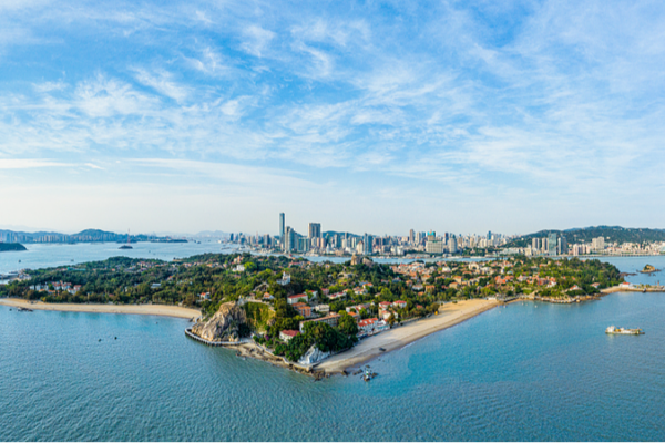 Discover Gulangyu: China's Pedestrian Island and UNESCO Heritage Site video poster