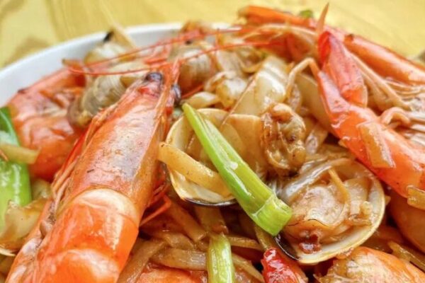 Discover Hainan’s Seafood Fried Rice Noodles: A Culinary Gem Awaiting Travelers Discover Hainan's Seafood Fried Rice Noodles: A Culinary Gem Awaiting Travelers