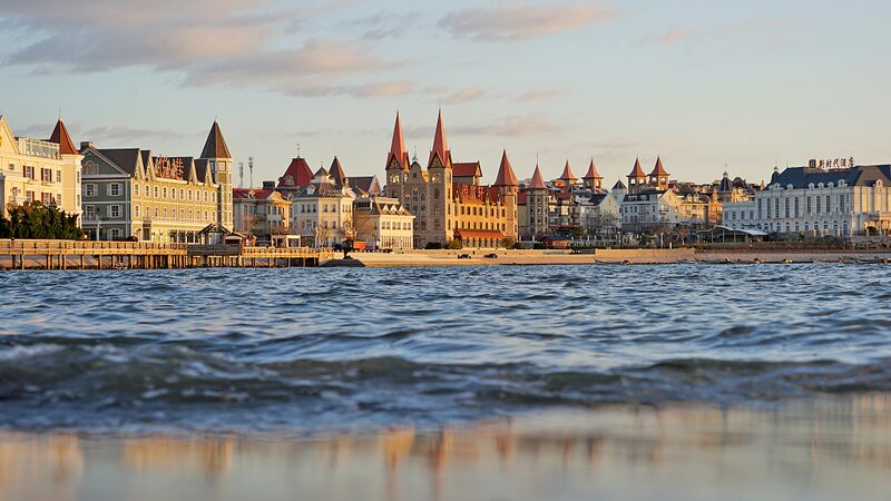 Discover_the_Charm_of_Yantai_Haichang_Fishermans_Wharf_poster - Khabar Asia Discover the Charm of Yantai Haichang Fisherman's Wharf video poster