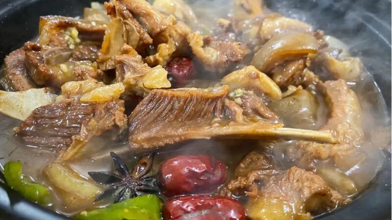 Discover_the_Delights_of_Hainans_Black_Goat_Cuisine - Khabar Asia Discover the Delights of Hainan's Black Goat Cuisine